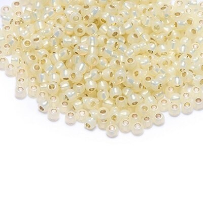 Дикая Речка Бисер калиброванный medium, 142 Cream Gloss, 3гр.