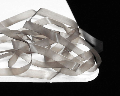 Sybai Материал для тела Fine Stretch, 4mm, Gray