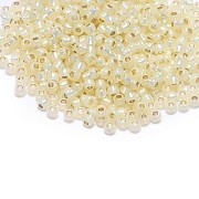 Дикая Речка Бисер калиброванный medium, 142 Cream Gloss, 3гр.